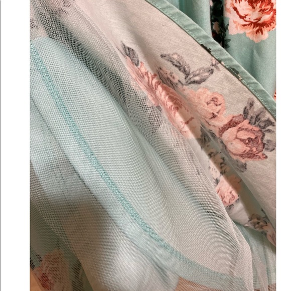 👗 Blue Rose print halter petticoat dress 👗 - Picture 5 of 8